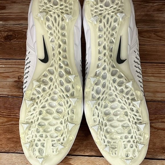Nike Men’s Alpha Menace Pro 2 White/Wolf Grey AQ3209-100 Football Cleats New main image 5